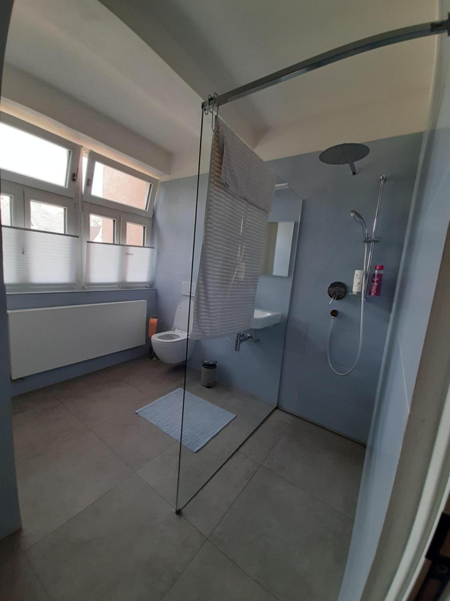 No 3 Podebradska 7, Apartmán *